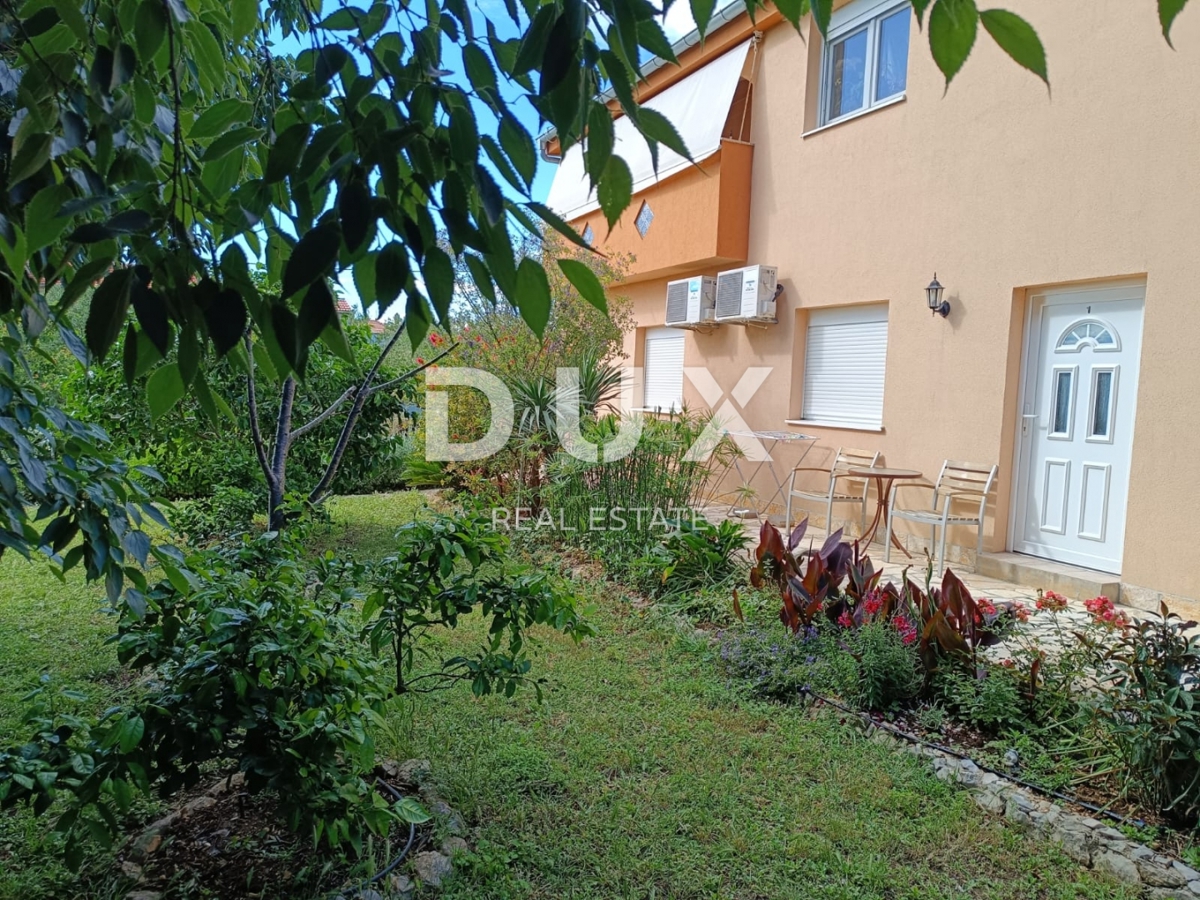 BIOGRAD NA MORU - OCCASIONE ESCLUSIVA - CASA CON 4 APPARTAMENTI E AMPIO APPARTAMENTO - CENTRO!