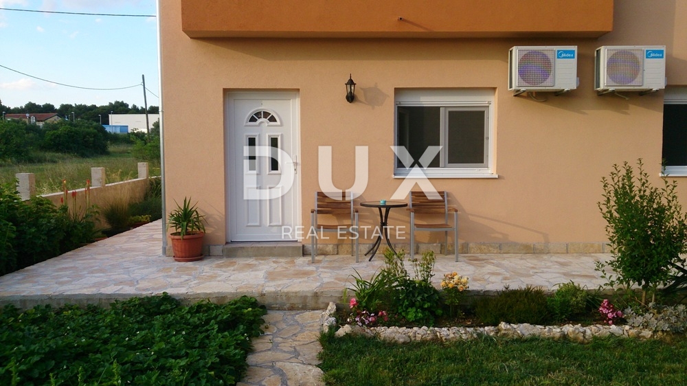 BIOGRAD NA MORU - OCCASIONE ESCLUSIVA - CASA CON 4 APPARTAMENTI E AMPIO APPARTAMENTO - CENTRO!