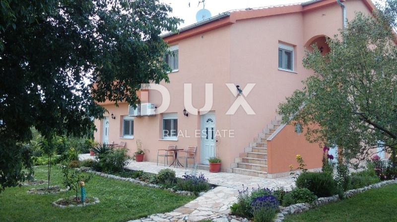 BIOGRAD NA MORU - OCCASIONE ESCLUSIVA - CASA CON 4 APPARTAMENTI E AMPIO APPARTAMENTO - CENTRO!