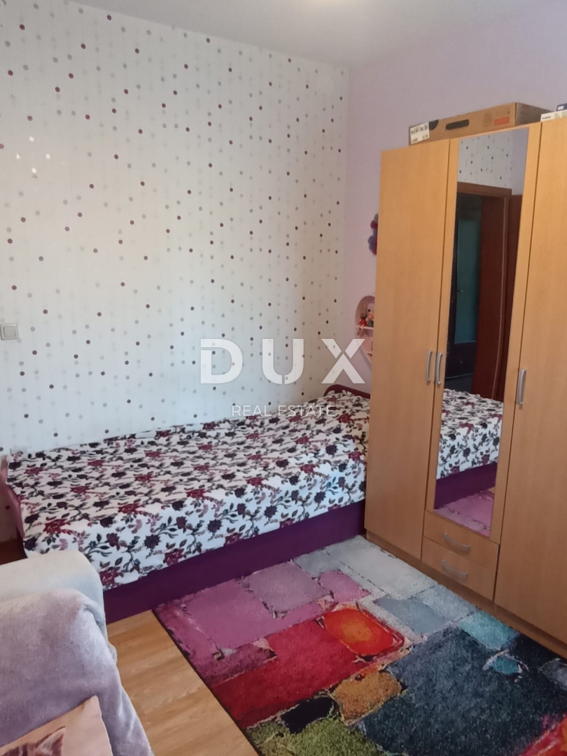 BIOGRAD NA MORU - OCCASIONE ESCLUSIVA - CASA CON 4 APPARTAMENTI E AMPIO APPARTAMENTO - CENTRO!