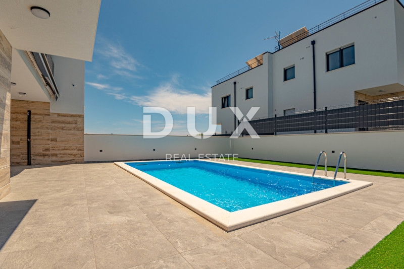 VODICE - villa con piscina 