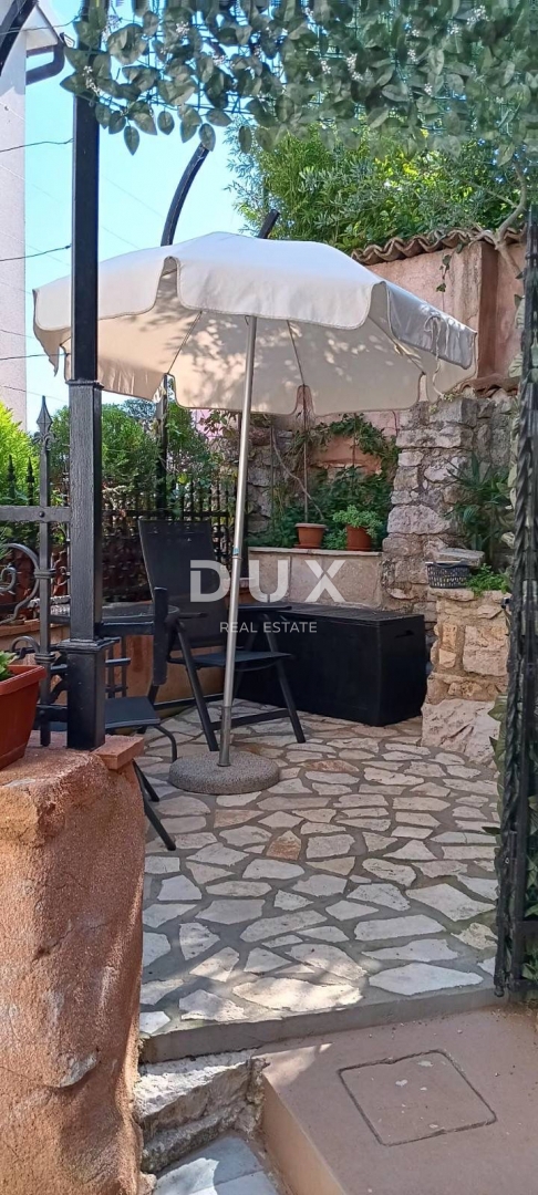 ISTRIA, ROVIGNO - 2 appartamenti e un monolocale nel cuore di Rovigno con terrazze e giardino!