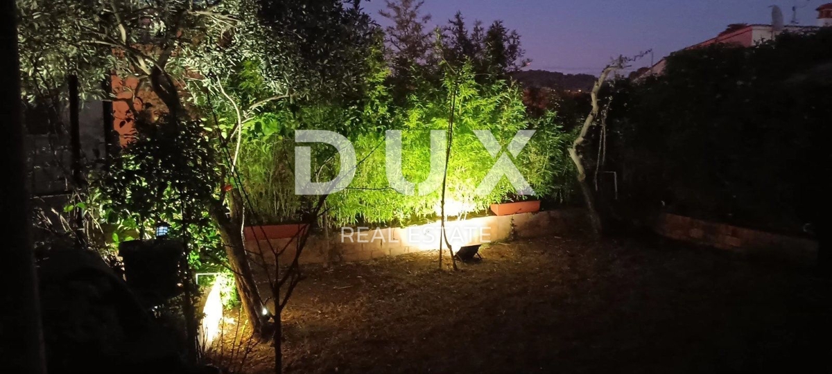 ISTRIA, ROVIGNO - 2 appartamenti e un monolocale nel cuore di Rovigno con terrazze e giardino!