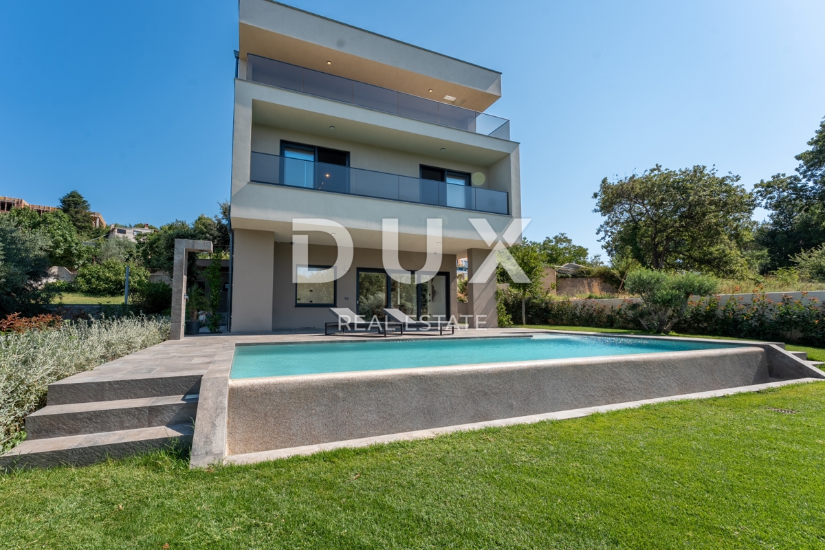 ISTRIA, MEDULIN - Imponente villa vicino al bosco con vista sul mare! 