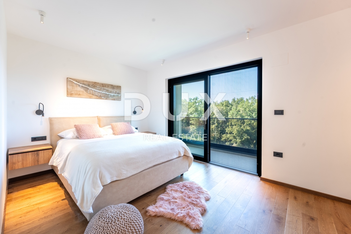 ISTRIA, MEDULIN - Imponente villa vicino al bosco con vista sul mare! 