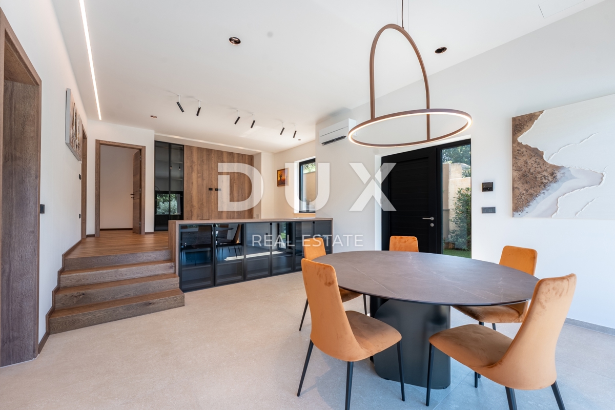 ISTRIA, MEDULIN - Imponente villa vicino al bosco con vista sul mare! 