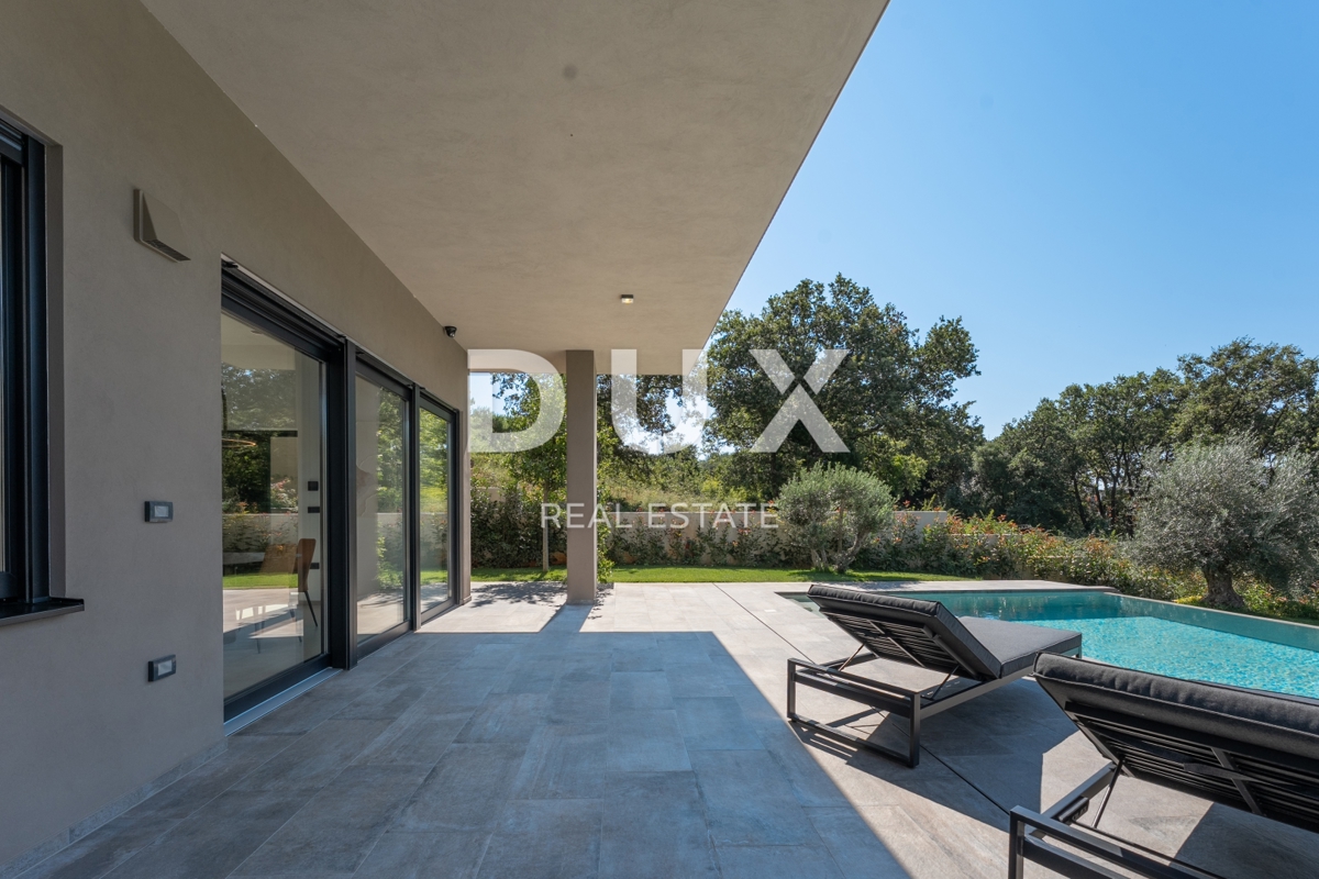 ISTRIA, MEDULIN - Imponente villa vicino al bosco con vista sul mare! 