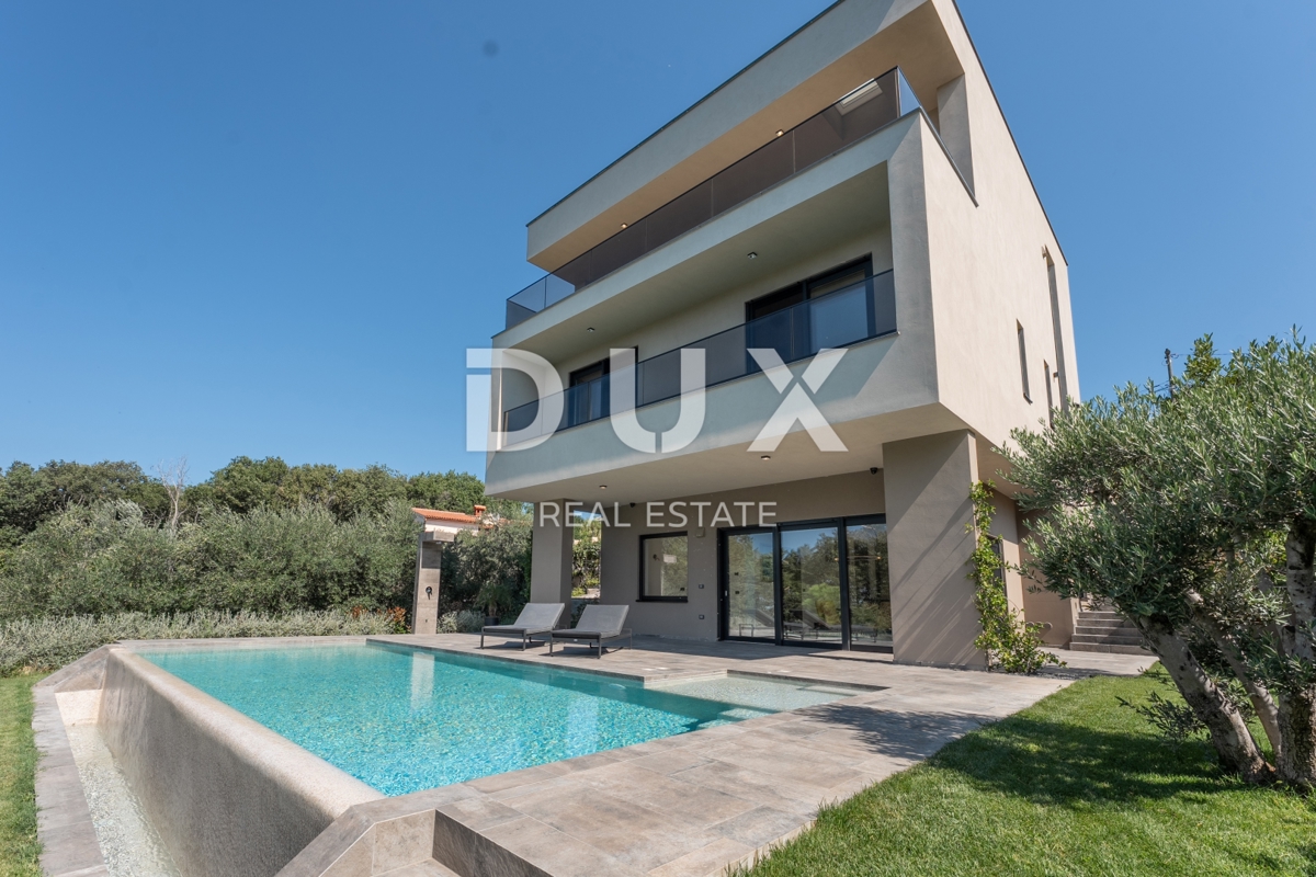 ISTRIA, MEDULIN - Imponente villa vicino al bosco con vista sul mare! 