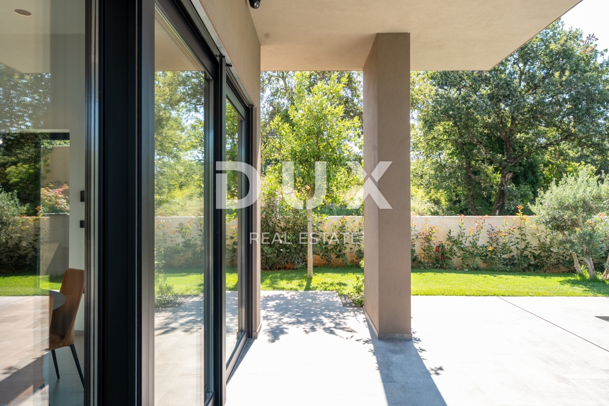ISTRIA, MEDULIN - Imponente villa vicino al bosco con vista sul mare! 