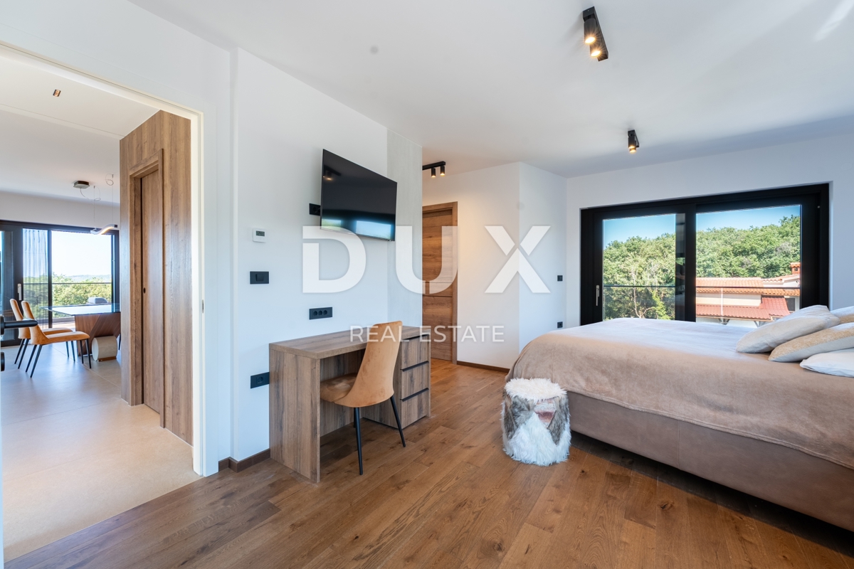 ISTRIA, MEDULIN - Imponente villa vicino al bosco con vista sul mare! 