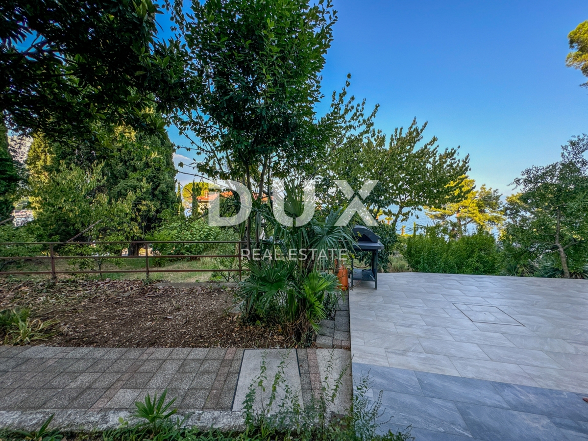 OPATIJA, IČIĆI - appartamento con una meravigliosa terrazza, seconda fila al mare, in ottime condizioni, vista, parcheggio