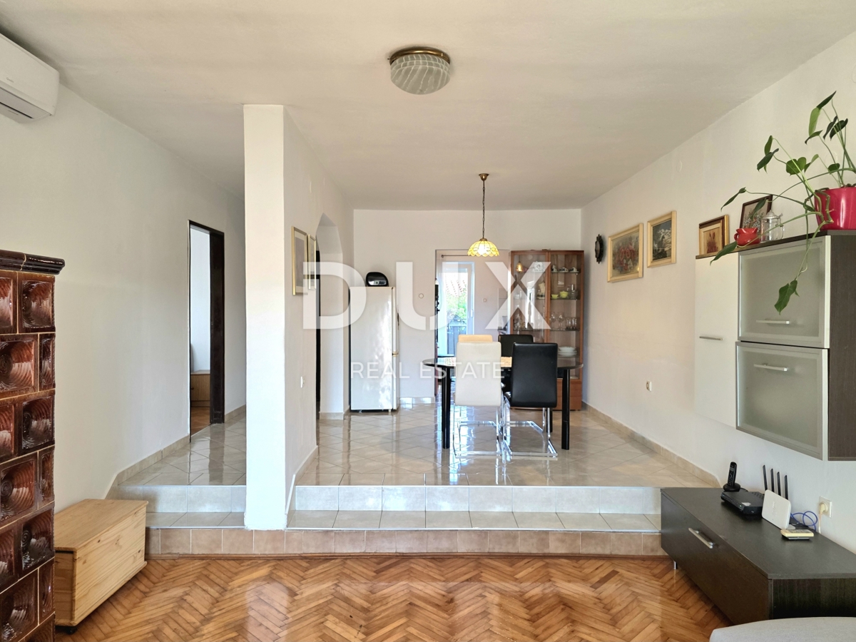 ISTRIA, POLA, NOVA VERUDA - Spaziosa casa familiare con ulteriore appartamento con 2 camere da letto e soggiorno e garage