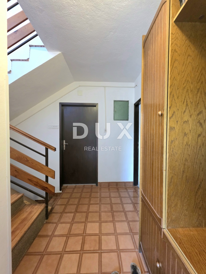 ISTRIA, POLA, NOVA VERUDA - Spaziosa casa familiare con ulteriore appartamento con 2 camere da letto e soggiorno e garage