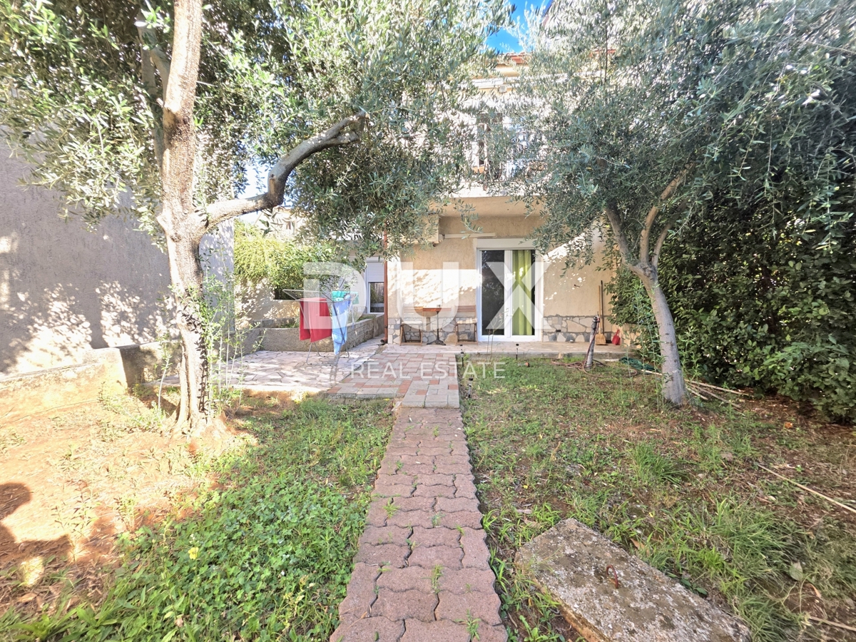 ISTRIA, POLA, NOVA VERUDA - Spaziosa casa familiare con ulteriore appartamento con 2 camere da letto e soggiorno e garage