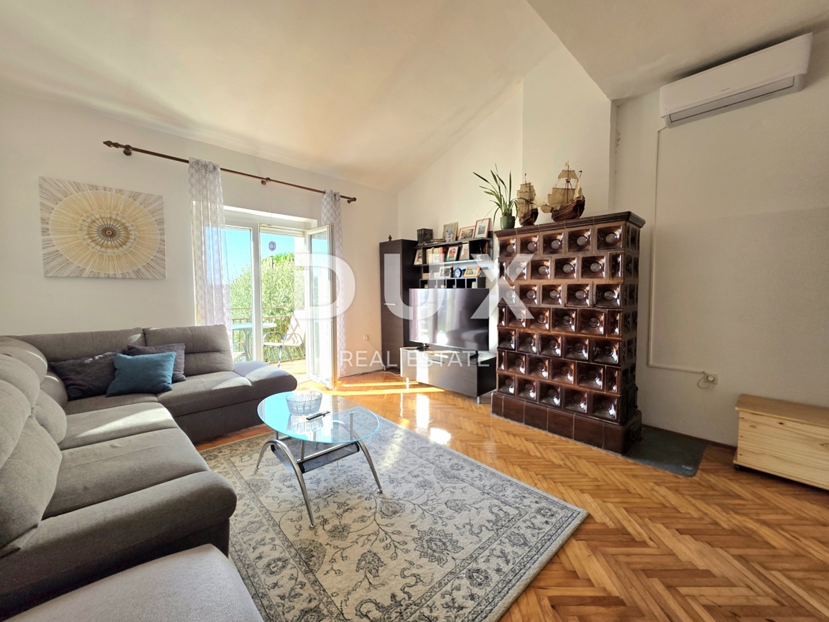 ISTRIA, POLA, NOVA VERUDA - Spaziosa casa familiare con ulteriore appartamento con 2 camere da letto e soggiorno e garage