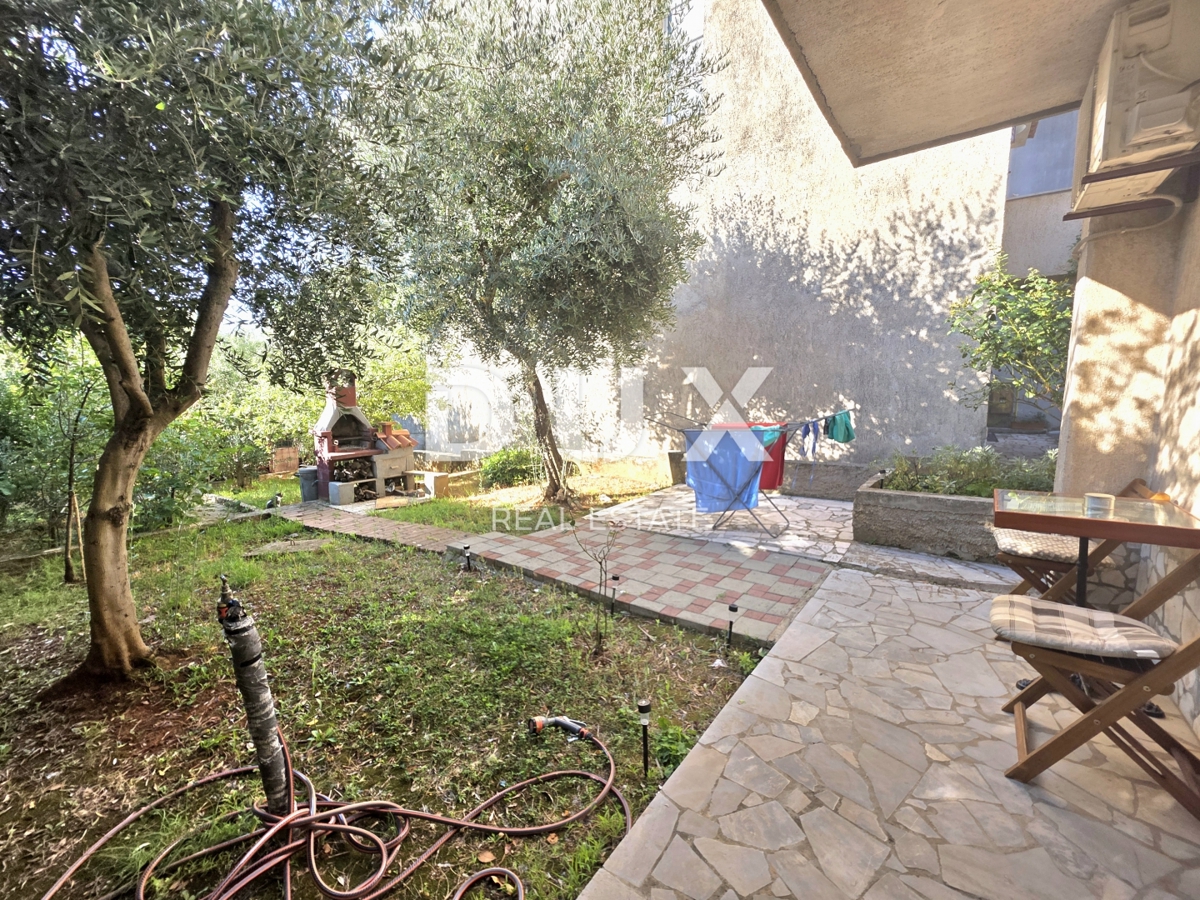 ISTRIA, POLA, NOVA VERUDA - Spaziosa casa familiare con ulteriore appartamento con 2 camere da letto e soggiorno e garage