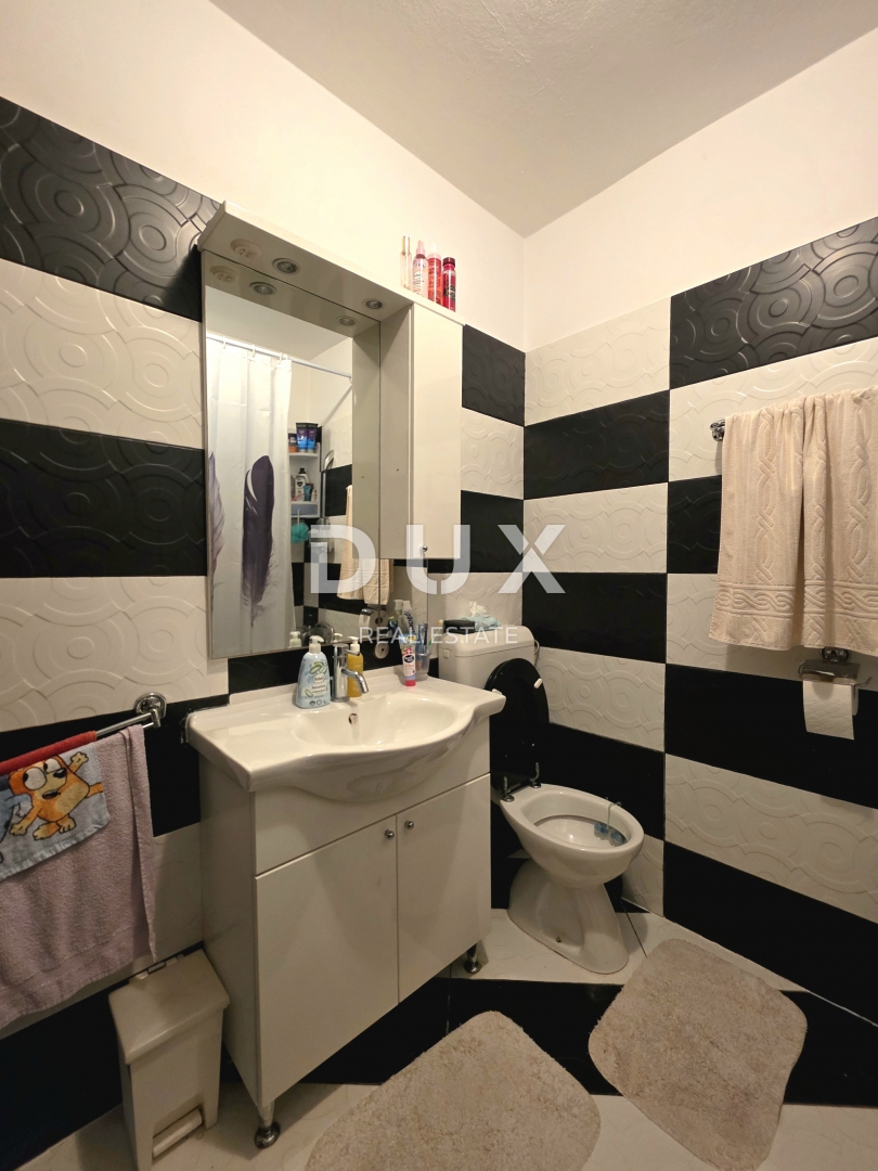 ISTRIA, POLA, NOVA VERUDA - Spaziosa casa familiare con ulteriore appartamento con 2 camere da letto e soggiorno e garage