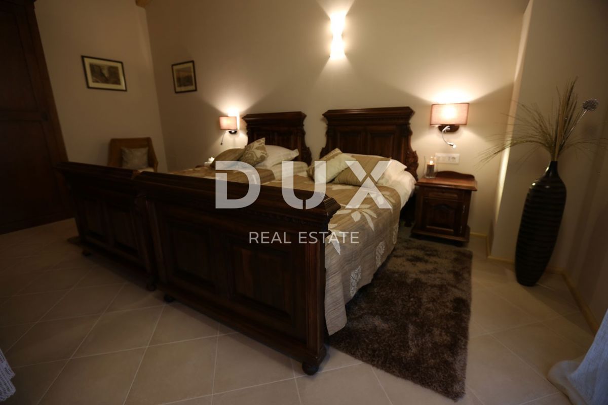 ISTRIA, SVETVINČENAT - Bella villa in un ampio giardino