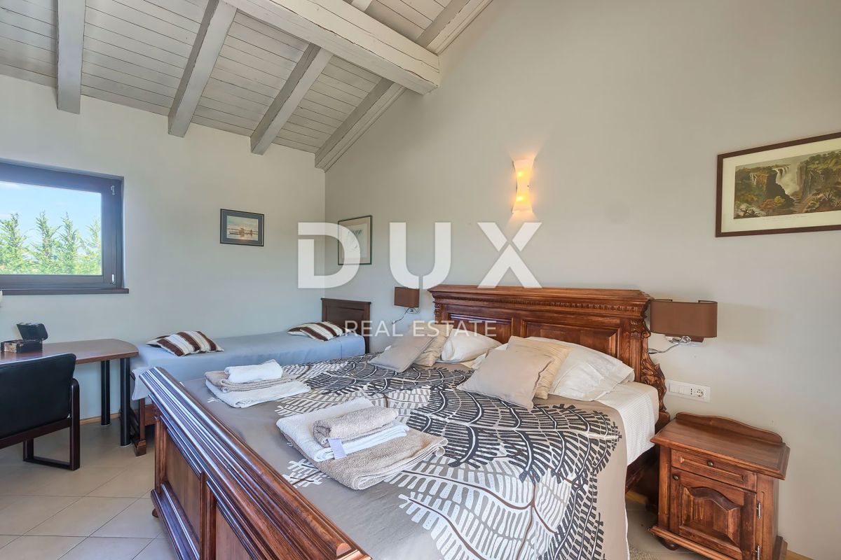 ISTRIA, SVETVINČENAT - Bella villa in un ampio giardino