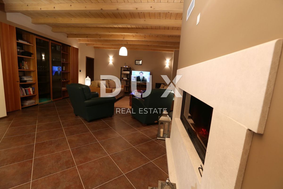 ISTRIA, SVETVINČENAT - Bella villa in un ampio giardino