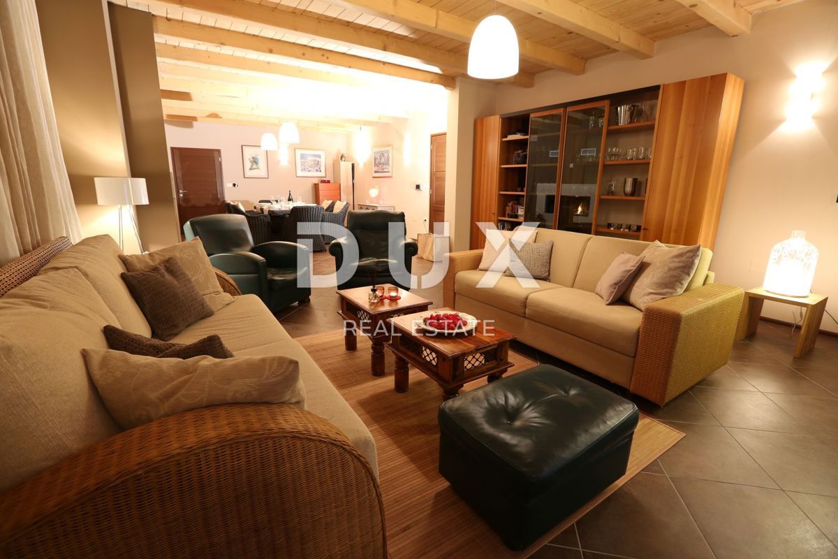 ISTRIA, SVETVINČENAT - Bella villa in un ampio giardino