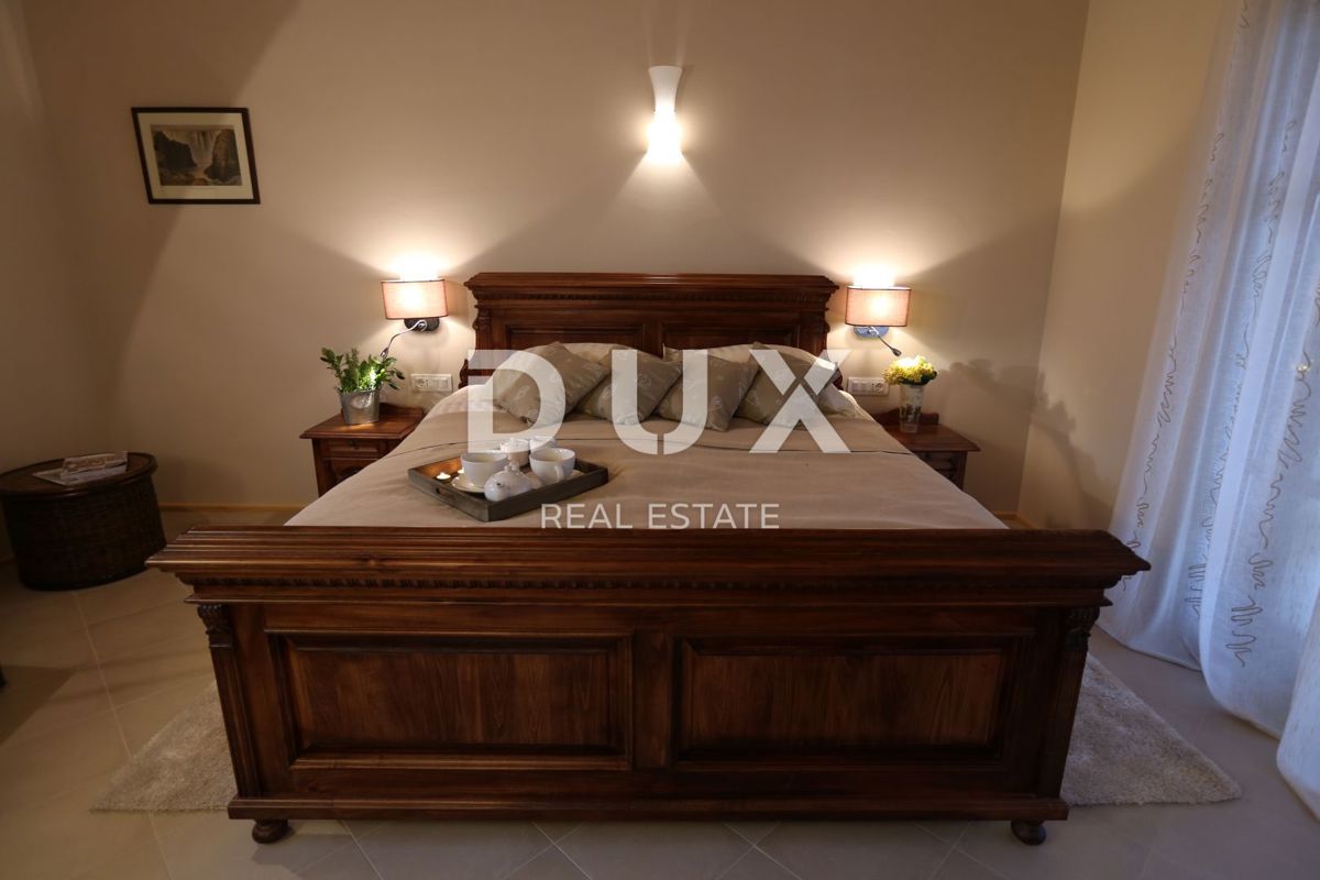 ISTRIA, SVETVINČENAT - Bella villa in un ampio giardino