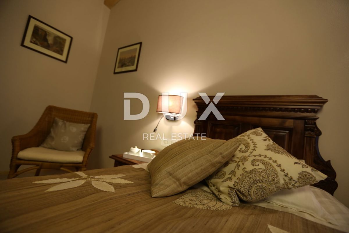 ISTRIA, SVETVINČENAT - Bella villa in un ampio giardino