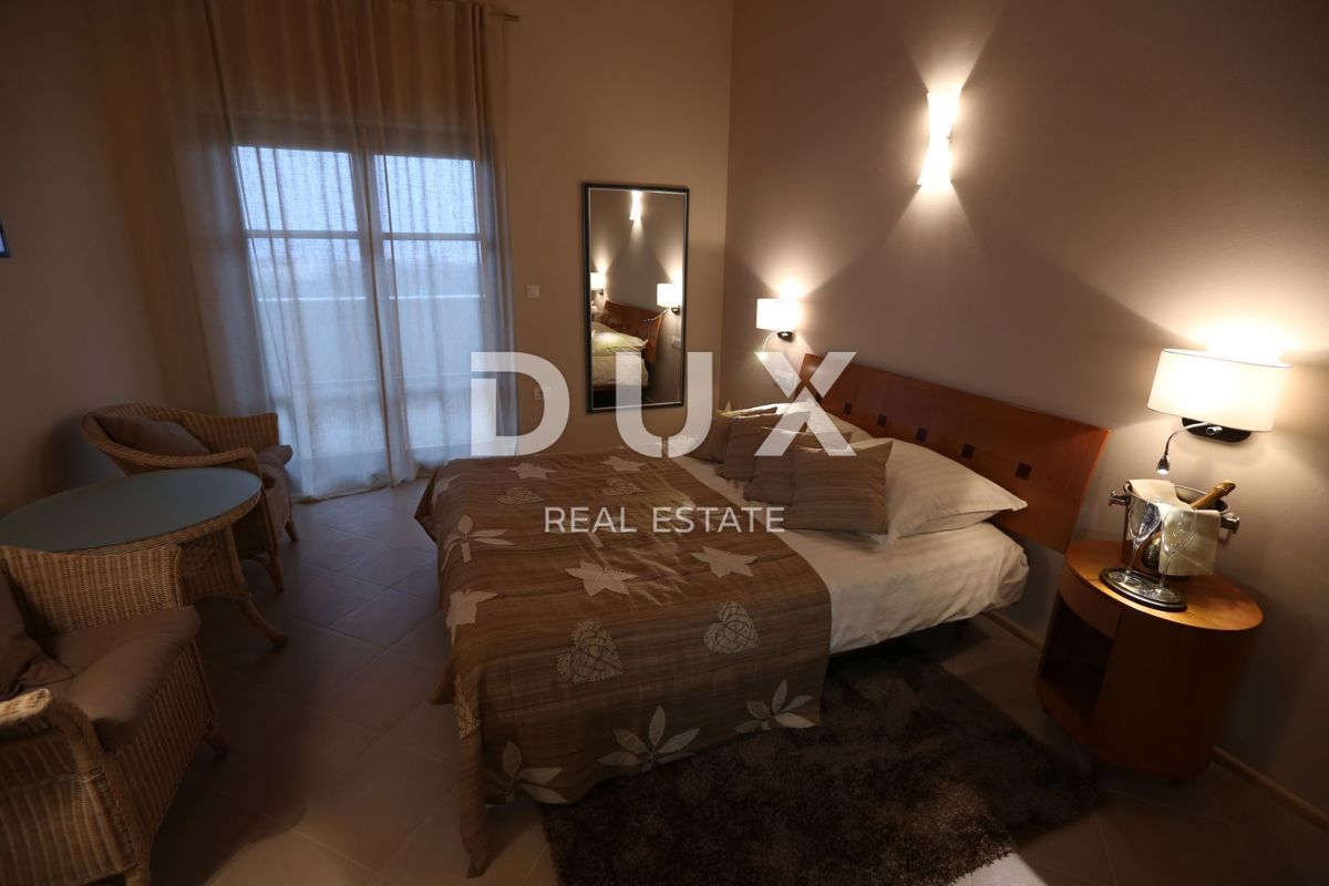 ISTRIA, SVETVINČENAT - Bella villa in un ampio giardino