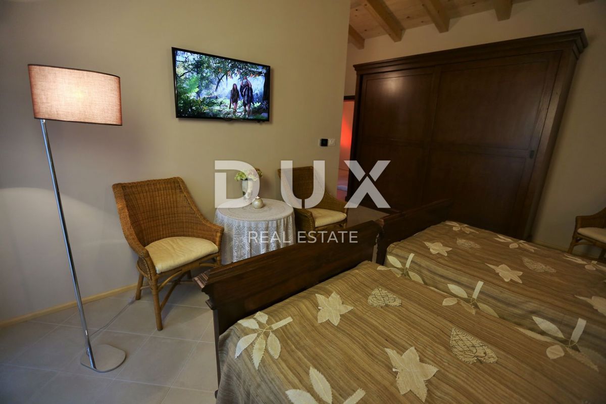 ISTRIA, SVETVINČENAT - Bella villa in un ampio giardino