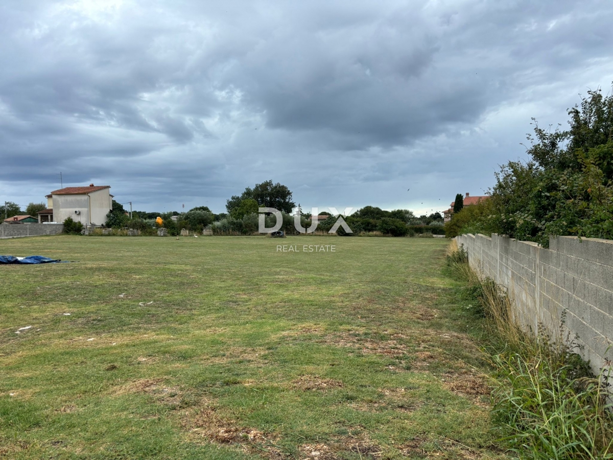 ISTRIA, POLA - Terreno edificabile per condomini o complessi di ville!  