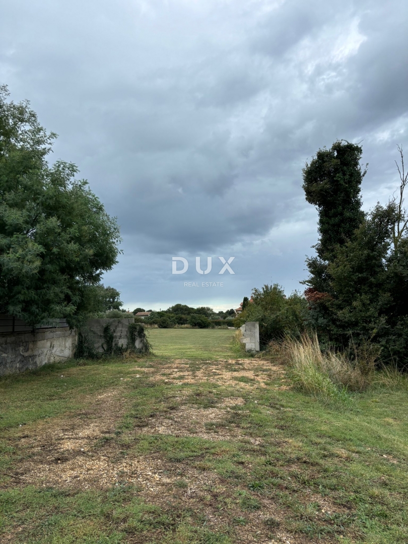 ISTRIA, POLA - Terreno edificabile per condomini o complessi di ville!  