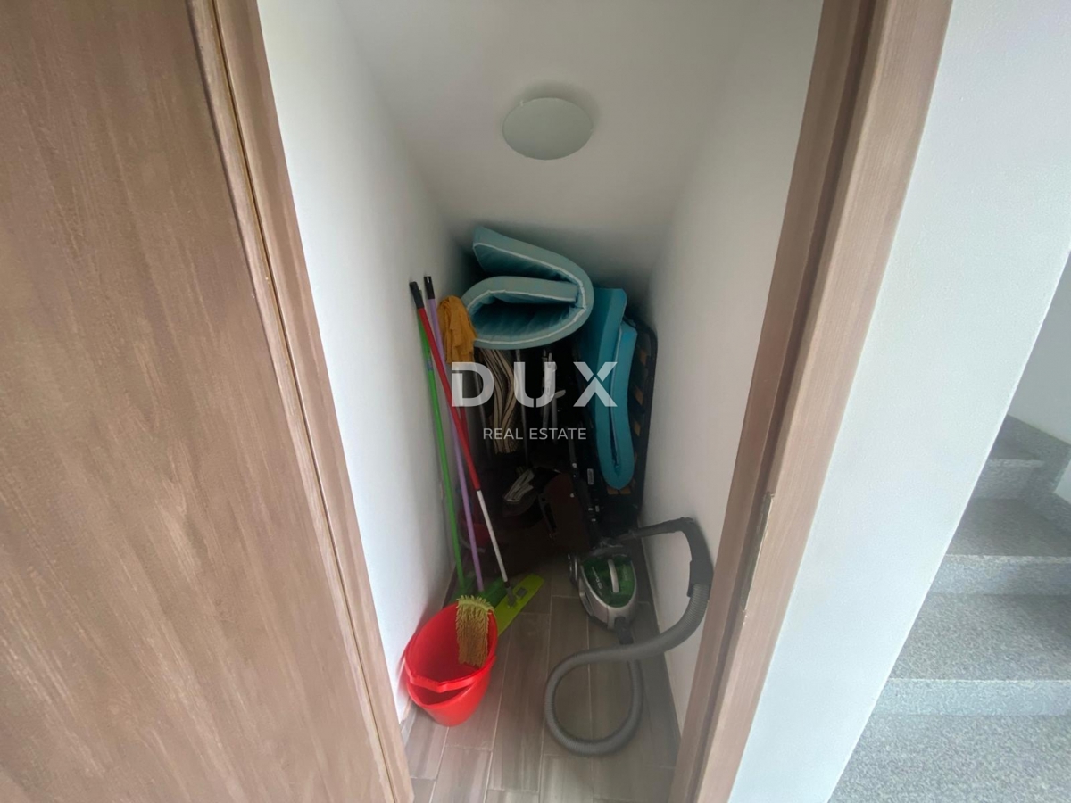 ABBAZIA, VEPRINAC - appartamento 4 camere da letto + soggiorno, 136 m2 con piscina e vista mare! OCCASIONE!