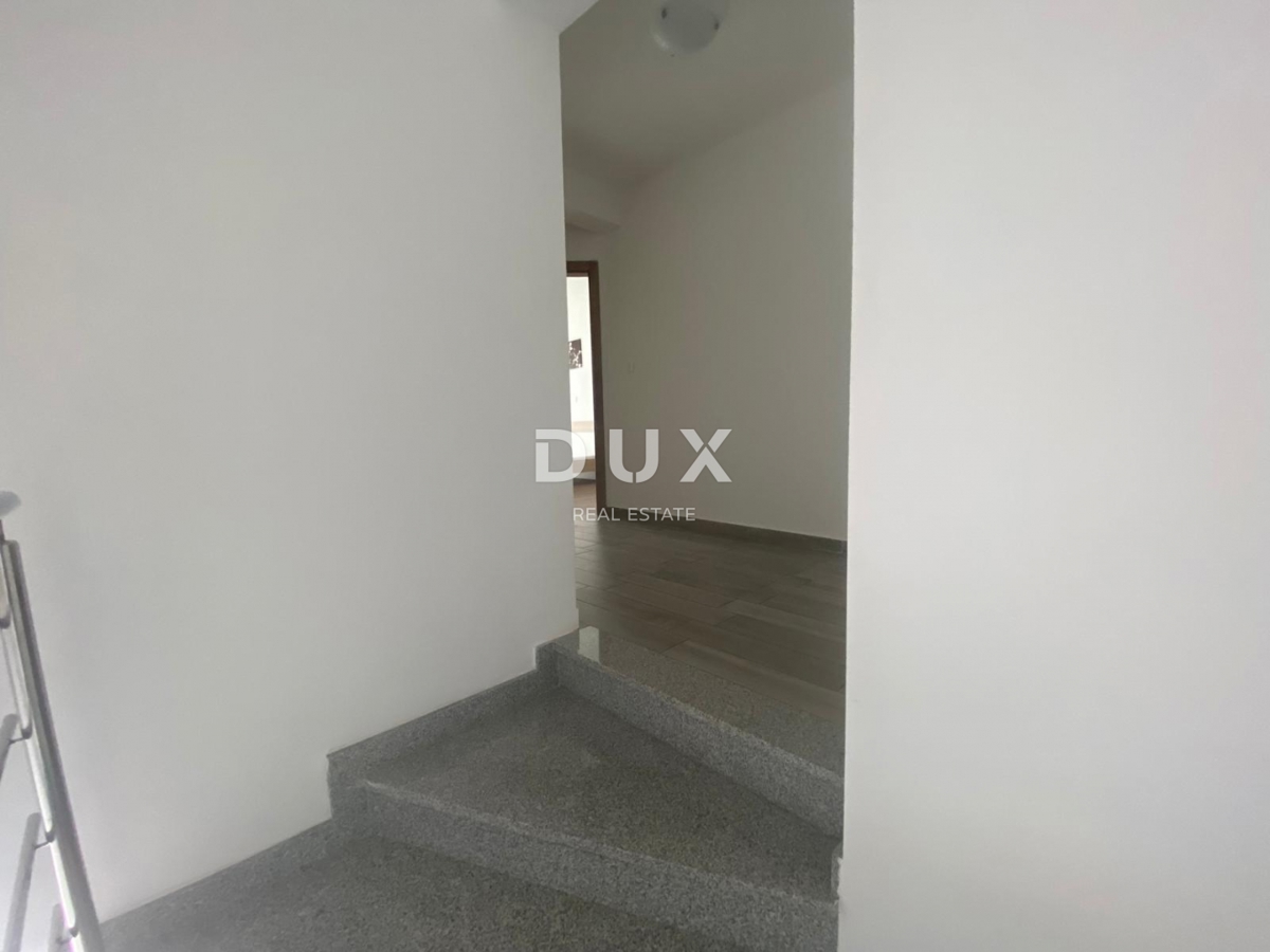 ABBAZIA, VEPRINAC - appartamento 4 camere da letto + soggiorno, 136 m2 con piscina e vista mare! OCCASIONE!