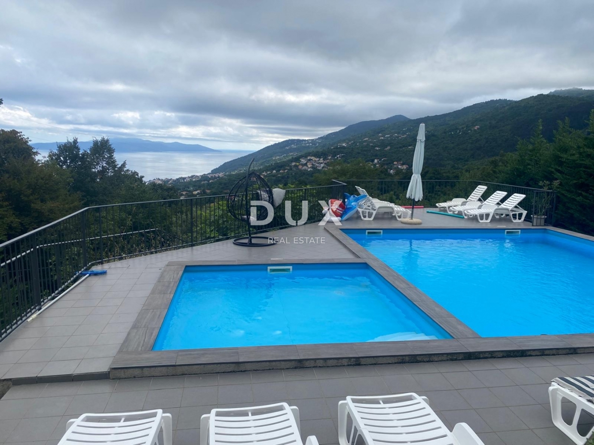 ABBAZIA, VEPRINAC - appartamento 4 camere da letto + soggiorno, 136 m2 con piscina e vista mare! OCCASIONE!