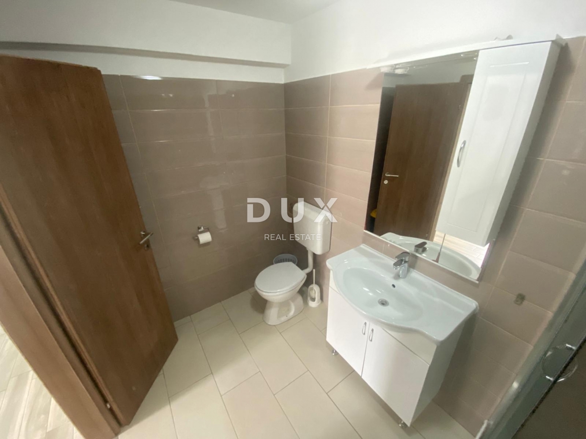 ABBAZIA, VEPRINAC - appartamento 4 camere da letto + soggiorno, 136 m2 con piscina e vista mare! OCCASIONE!