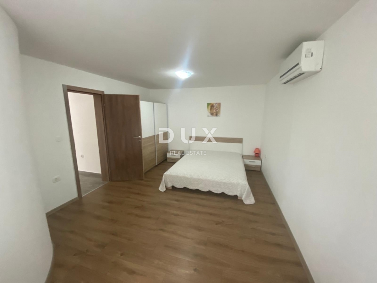 ABBAZIA, VEPRINAC - appartamento 4 camere da letto + soggiorno, 136 m2 con piscina e vista mare! OCCASIONE!