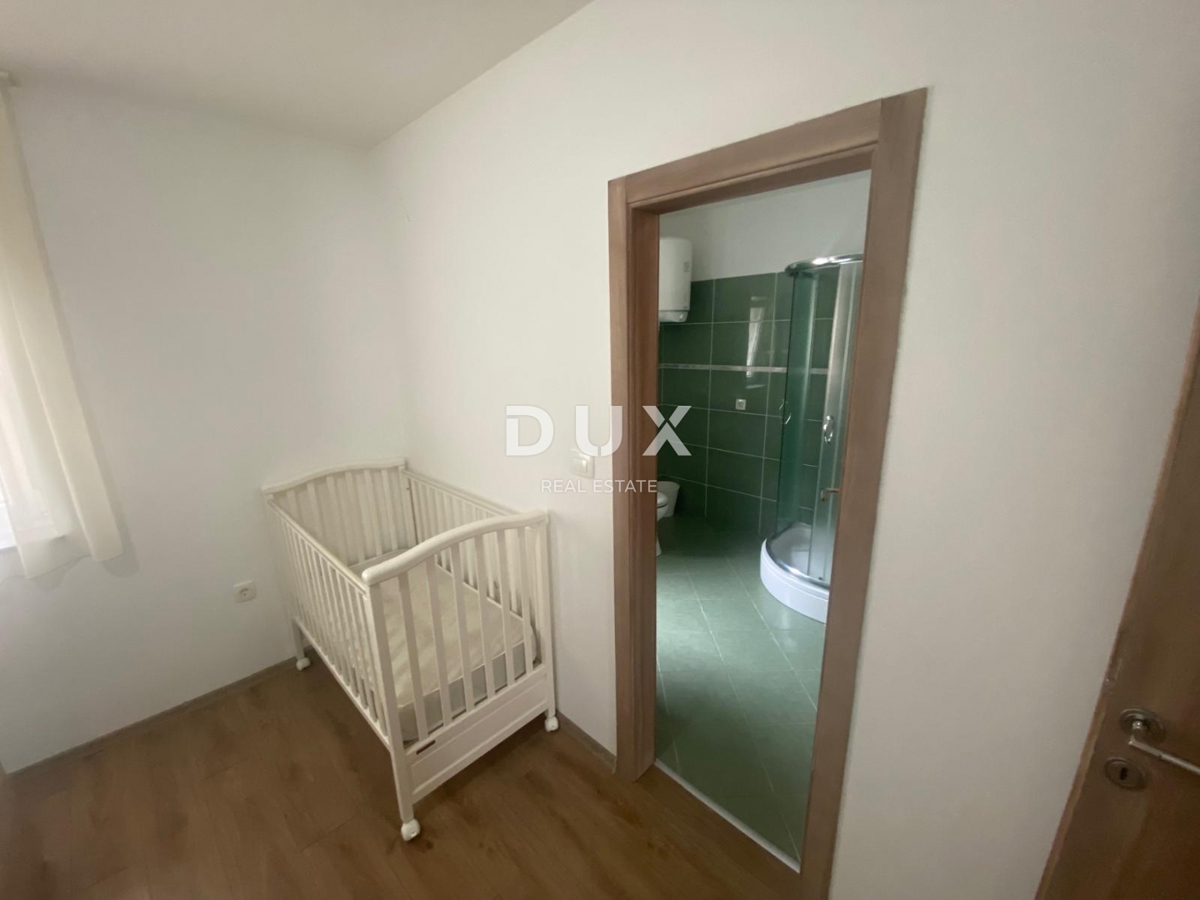 ABBAZIA, VEPRINAC - appartamento 4 camere da letto + soggiorno, 136 m2 con piscina e vista mare! OCCASIONE!