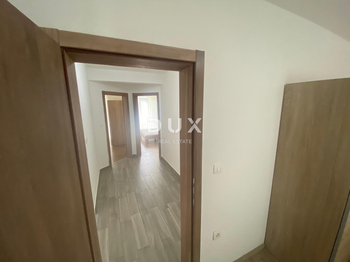 ABBAZIA, VEPRINAC - appartamento 4 camere da letto + soggiorno, 136 m2 con piscina e vista mare! OCCASIONE!