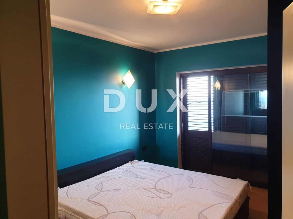 RIJEKA, KRIMEA - 2 case indipendenti con vista mare + 2 annessi + giardino! OPPORTUNITÀ!