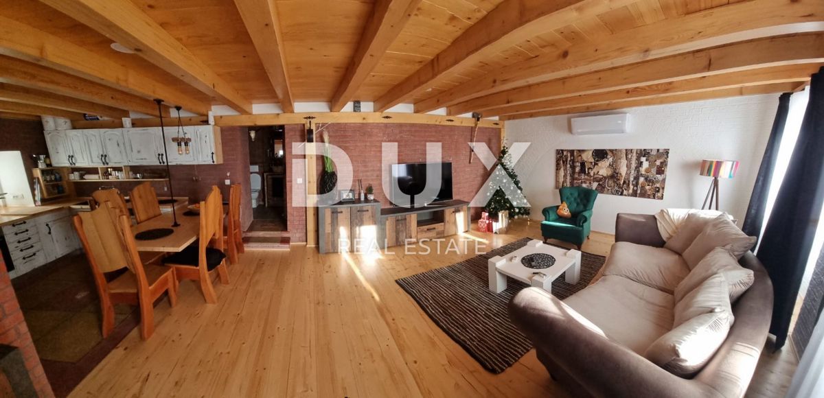 RIJEKA, KRIMEA - 2 case indipendenti con vista mare + 2 annessi + giardino! OPPORTUNITÀ!