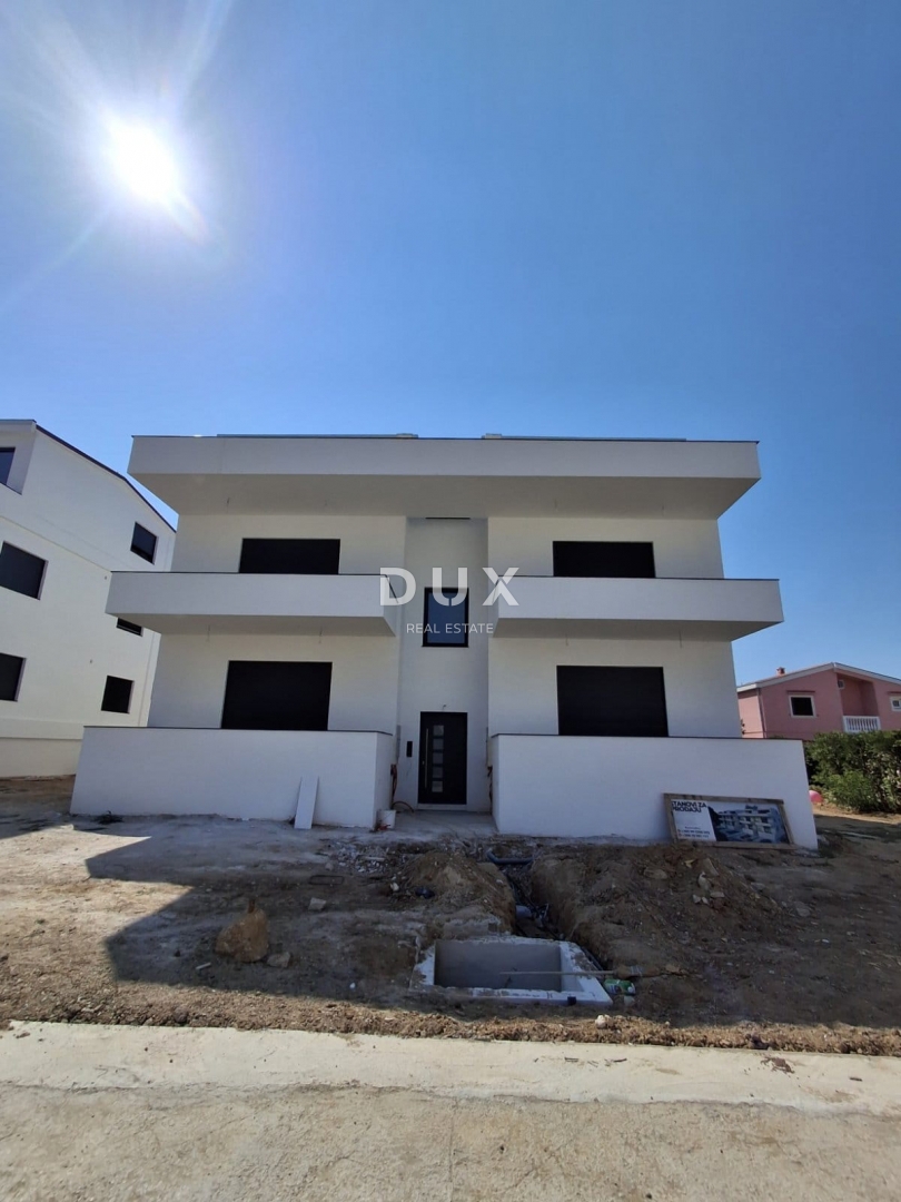 ISOLA DI PAG, PAG - esclusivo appartamento 2 camere da letto + soggiorno in un NUOVO EDIFICIO + terrazza! OCCASIONE!