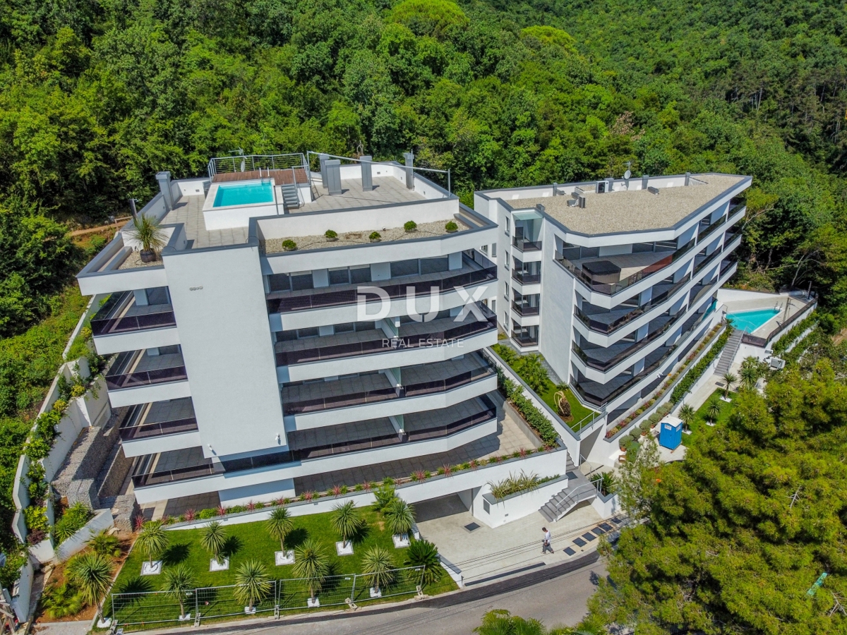 ABBAZIA, CENTRO - lussuoso edificio residenziale e commerciale con 7 appartamenti, garage e piscina nel centro di Abbazia