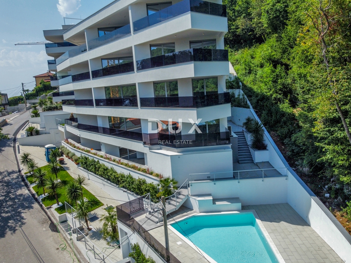 ABBAZIA, CENTRO - lussuoso edificio residenziale e commerciale con 7 appartamenti, garage e piscina nel centro di Abbazia