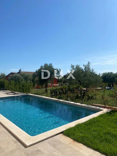 ISTRIA, NOVIGRAD - Casa mediterranea con piscina