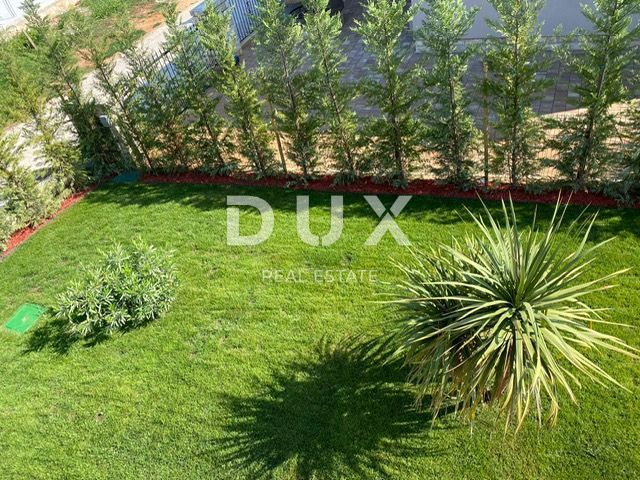 ISTRIA, NOVIGRAD - Casa mediterranea con piscina