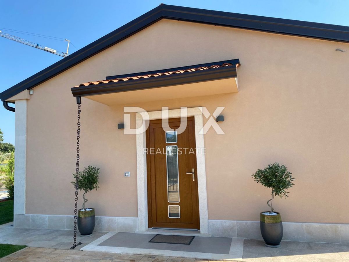 ISTRIA, NOVIGRAD - Casa mediterranea con piscina