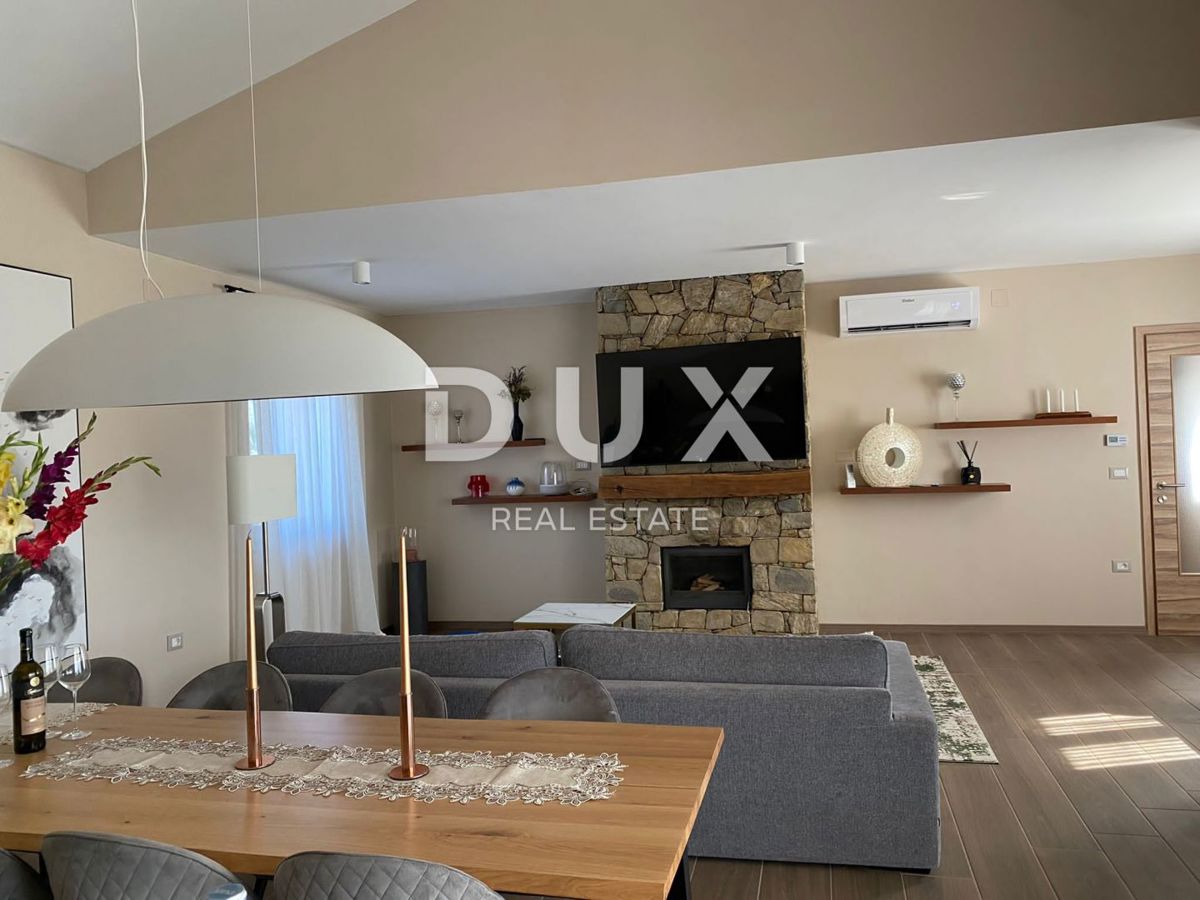 ISTRIA, NOVIGRAD - Casa mediterranea con piscina