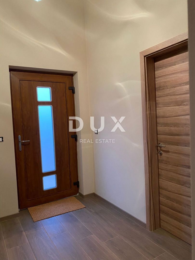 ISTRIA, NOVIGRAD - Casa mediterranea con piscina