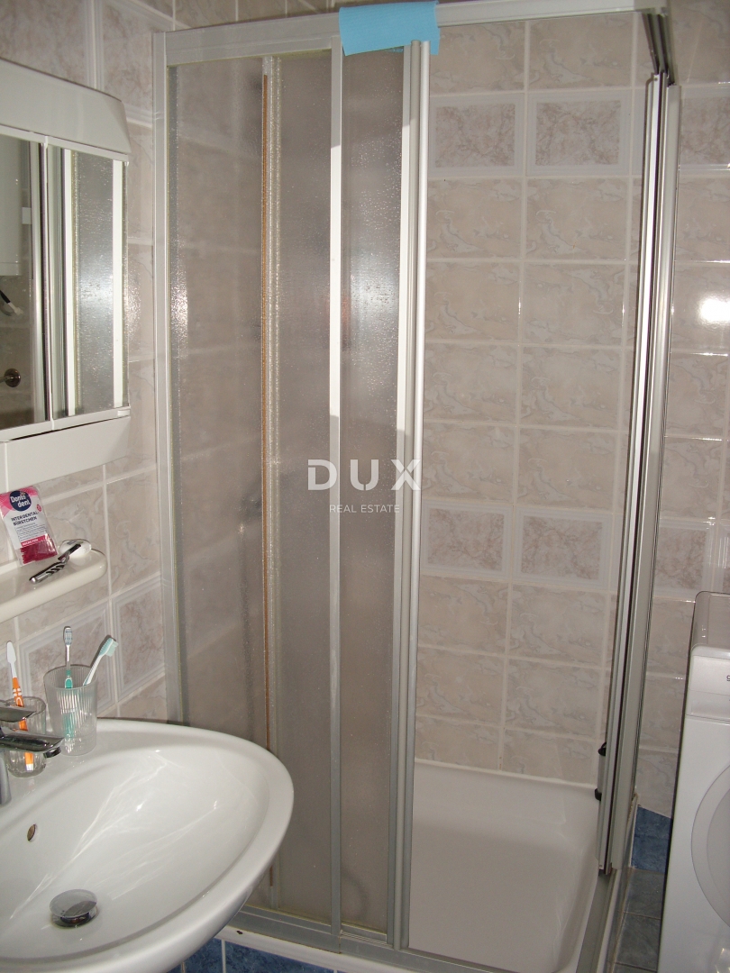 ISOLA DI KRK, OMIŠALJ - Appartamento 2 camere da letto + soggiorno di 50 m2