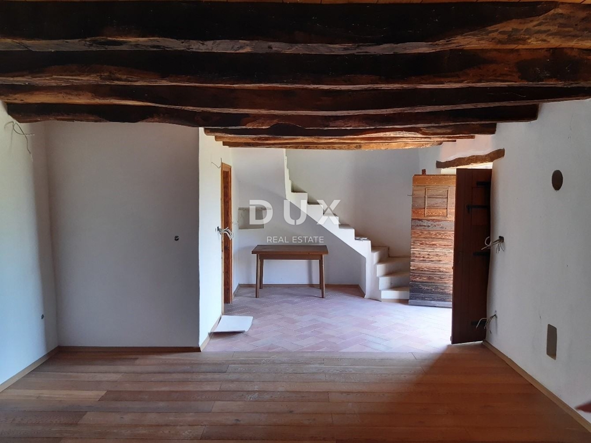 ISTRIA, GROŽNJAN - Autentica casa indipendente in pietra